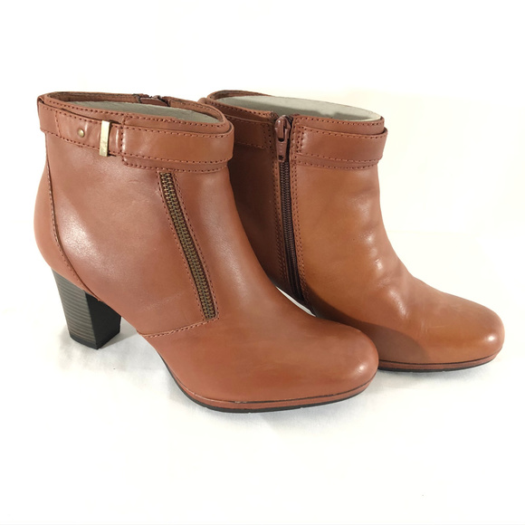 clarks women's kalea gillian boot